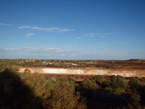 Meekatharra, a speck of civlisation in the midst of the outback dust.